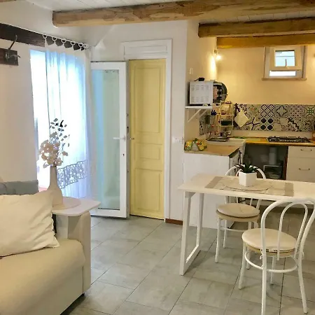 公寓 La Pace In Un Antico Borgo 圣卡泰里纳德洛约尼奥